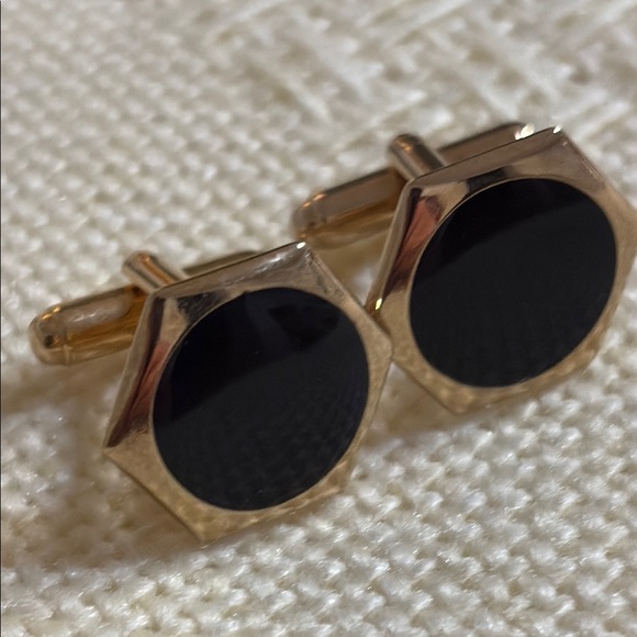 Vintage Other - Gold and Black Enamel Cufflinks